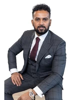 Kirk Fearon, Remax Royal Properties