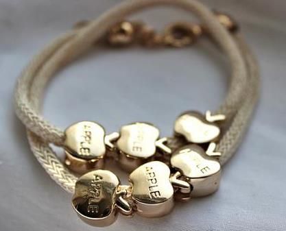 Diana Tracy Collection