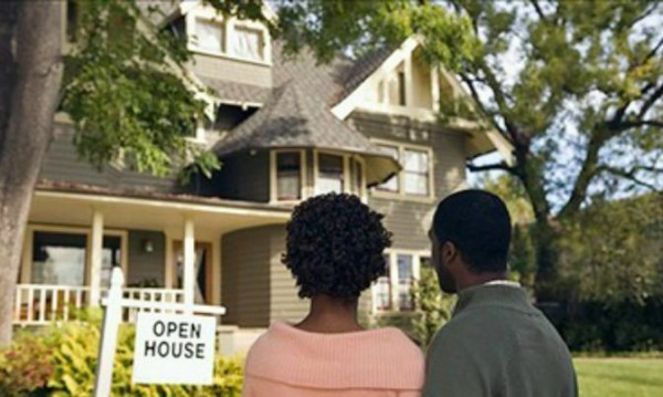 What You Should Know Before Buying A Home With Someone Else