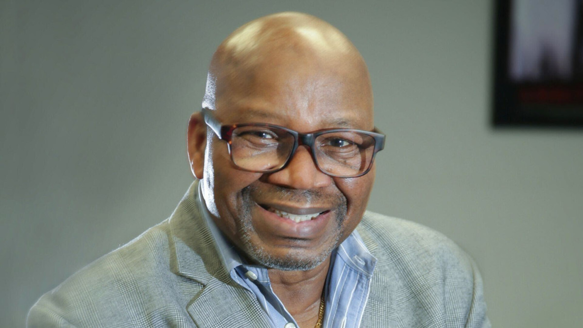 Dr. Rustum Southwell Receives Nova Scotia's Highest Honour