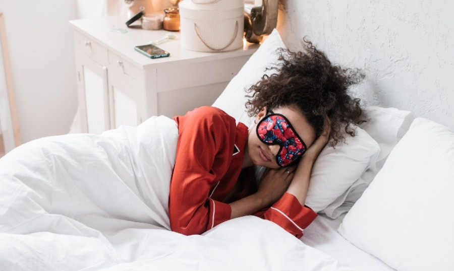 4 Ways You're Losing Money In Your Sleep