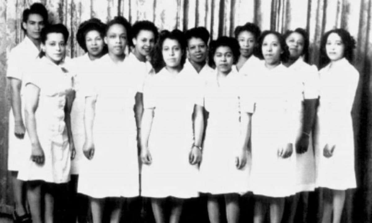 Viola Desmond, front left