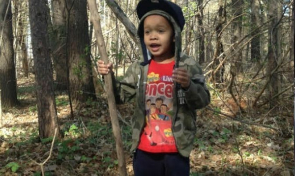 The Nature Deficit Disorder - Why We Should Throw Our Kids To The Woods