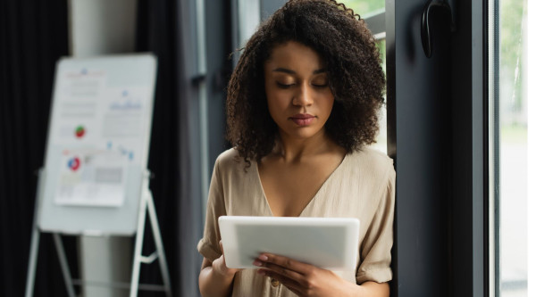 If It Don’t Make Dollars, Then It Don’t Make Sense: The Rise And Fall Of Forex MLMs